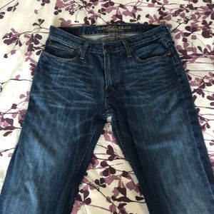 AEO Men’s Slim Straight Jeans